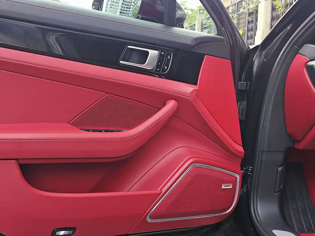 Porsche Panamera — миниатюра 13