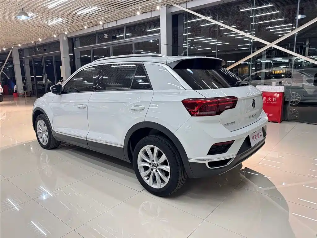 VOLKSWAGEN T ROC EXPLORING SONGS