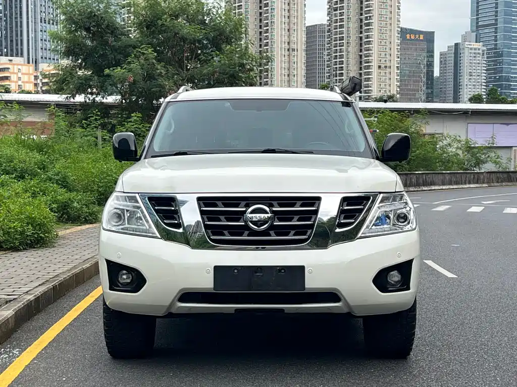 Nissan Patrol — миниатюра 2