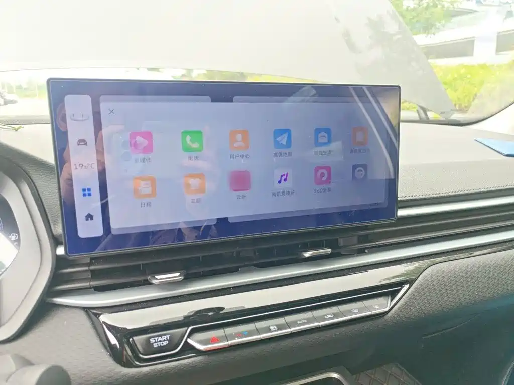 Geely Emgrand — миниатюра 6