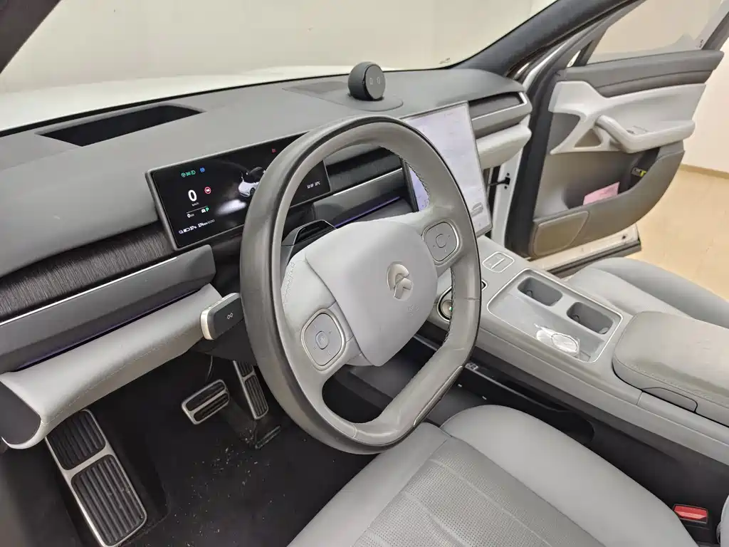 NIO ES8 — миниатюра 22