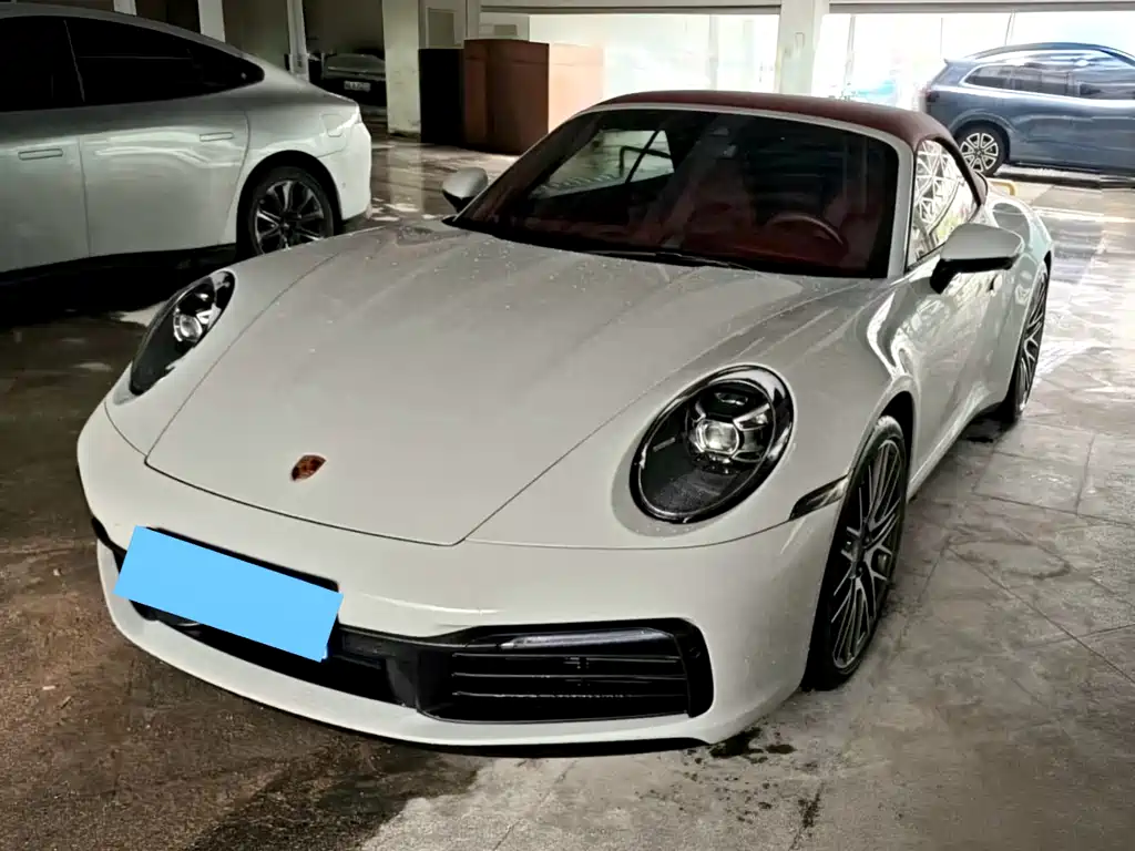 Porsche 911 2023