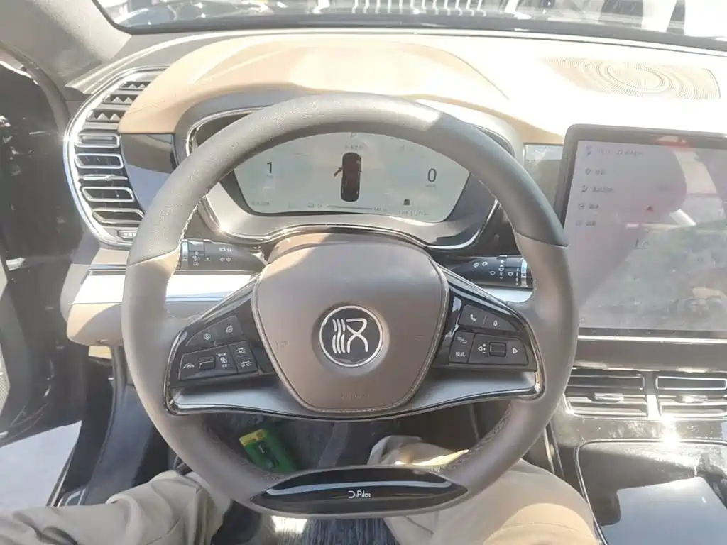 BYD Han — миниатюра 11