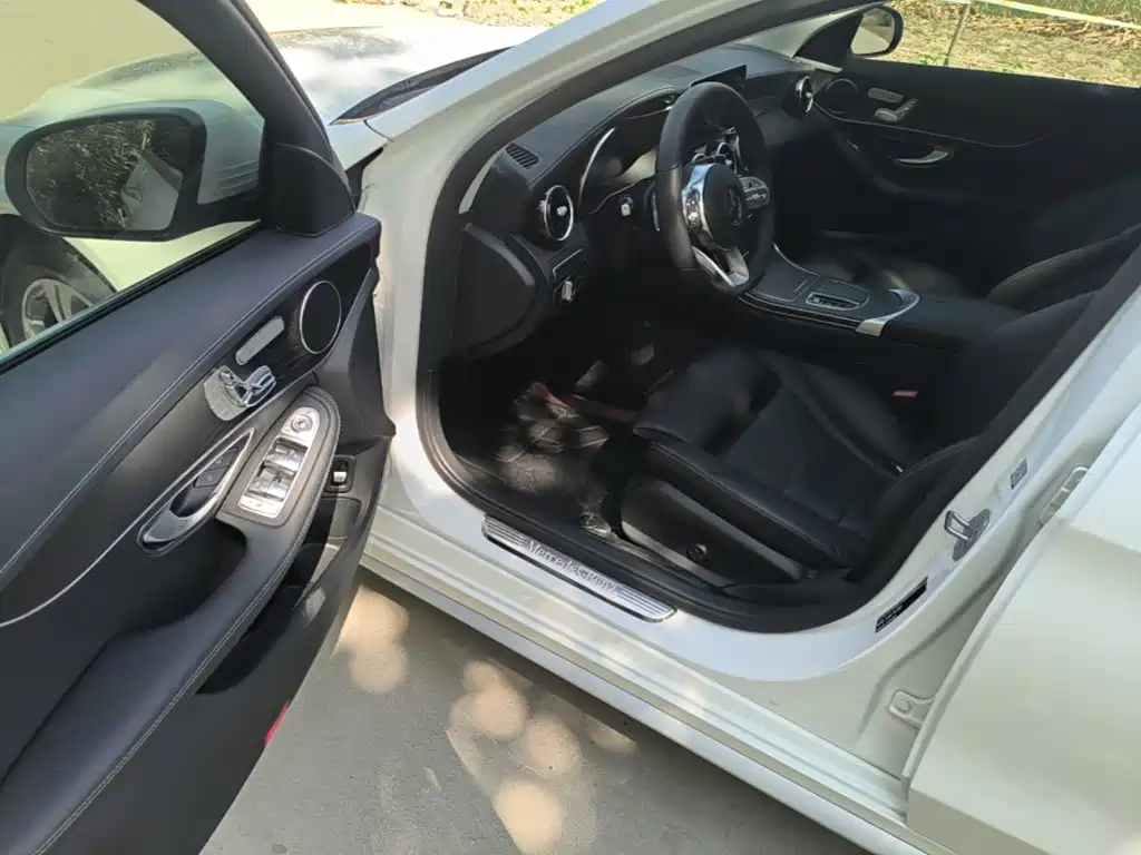 Mercedes-Benz C-Class — миниатюра 16
