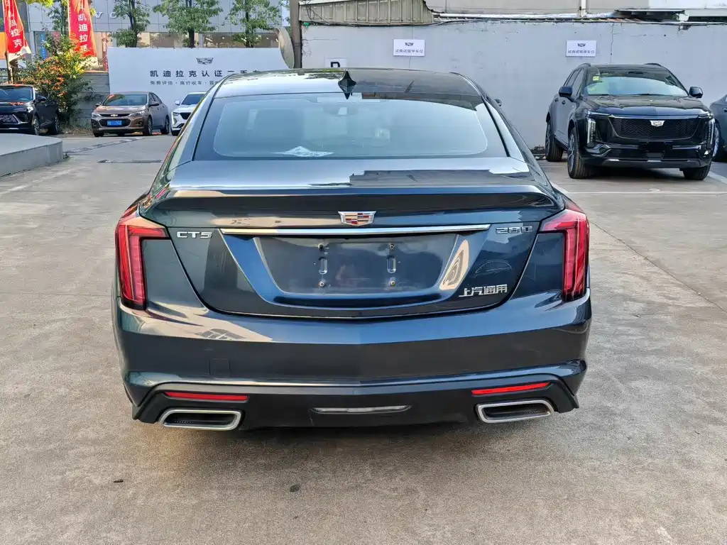 CADILLAC CT5