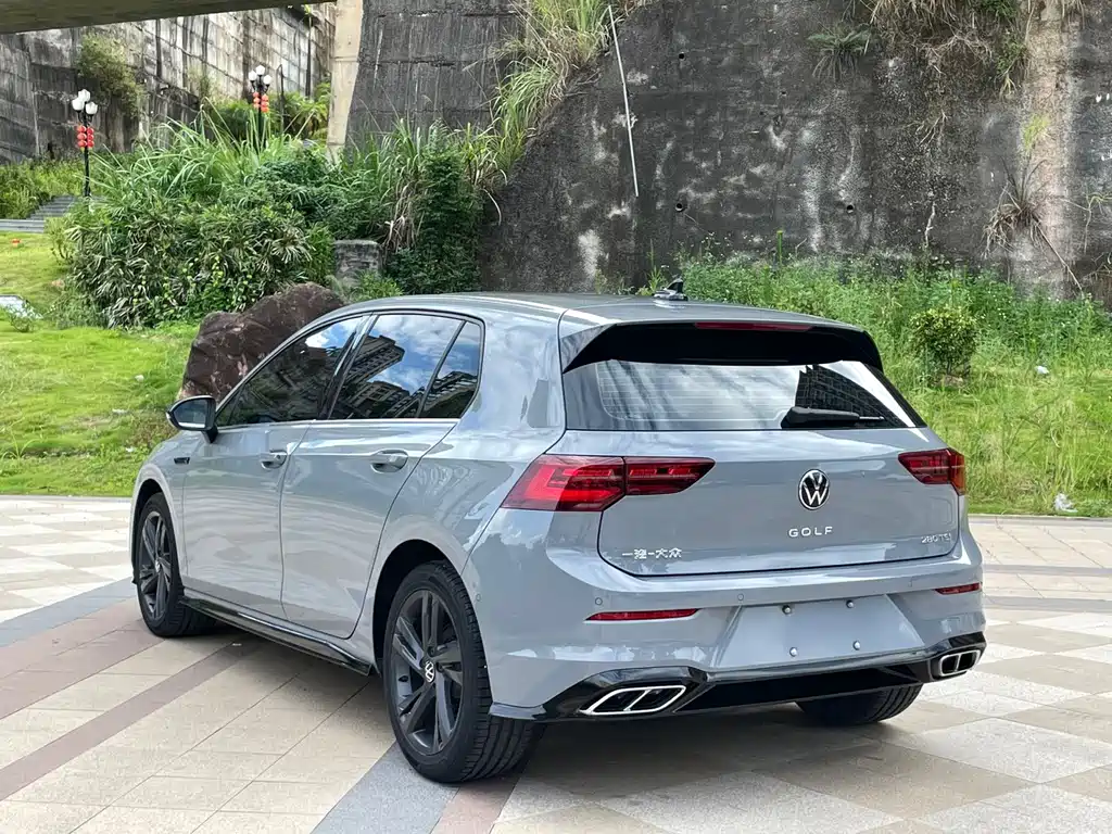 Volkswagen Golf — миниатюра 8
