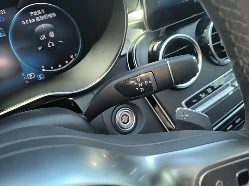 Mercedes-Benz C-Class — миниатюра 14