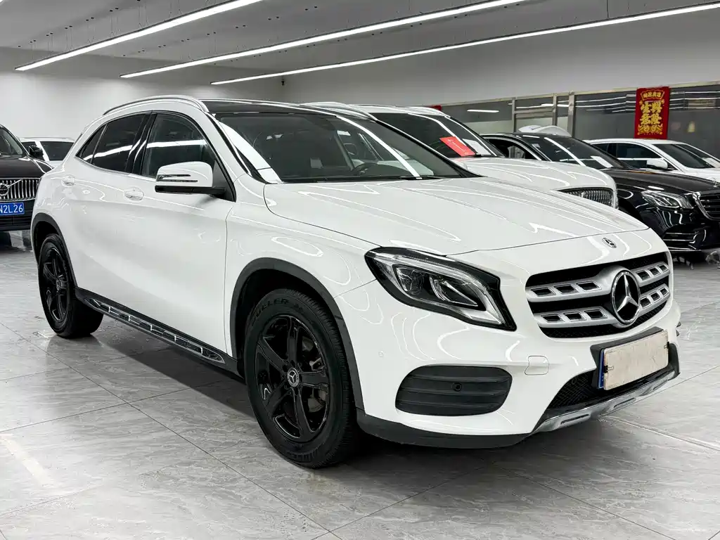 Mercedes-Benz GLA — миниатюра 3