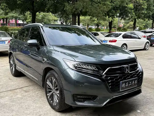 Honda UR-V