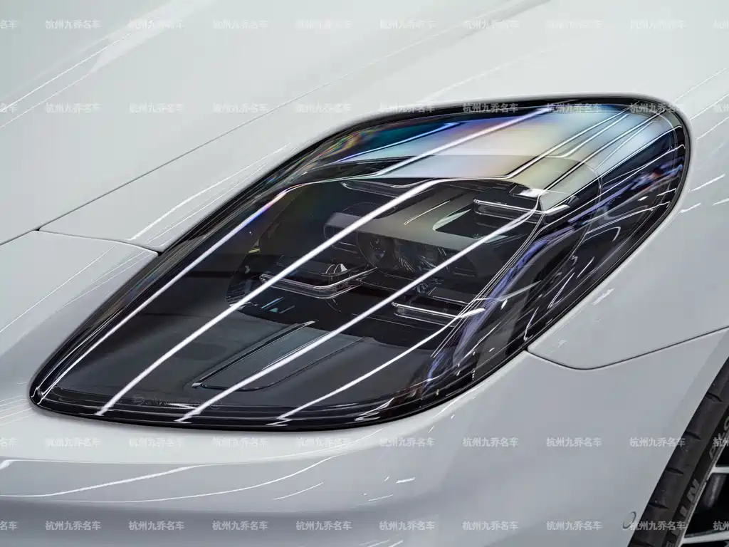 Porsche Panamera — миниатюра 10