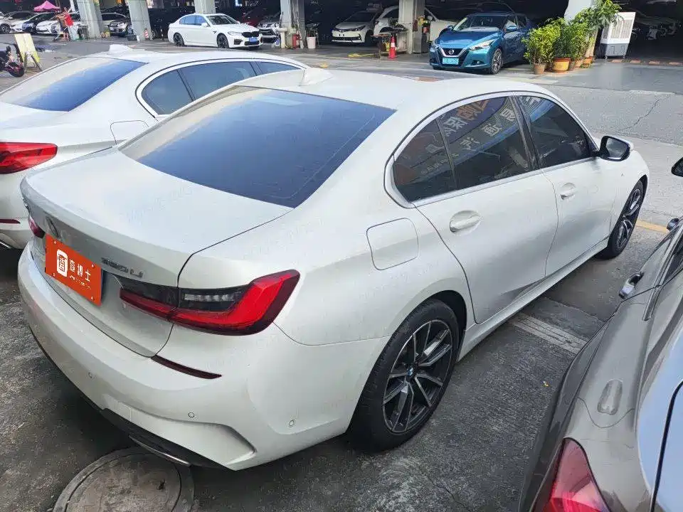 BMW 3 Series — миниатюра 7