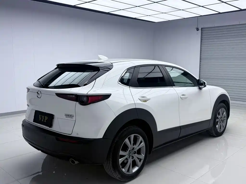 MAZDA CX 30