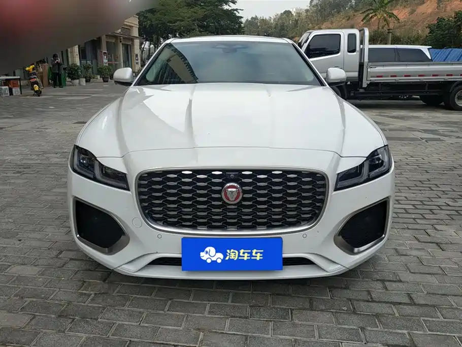 JAGUAR XFL