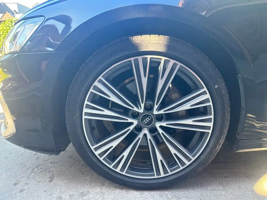 Audi A6L — миниатюра 11