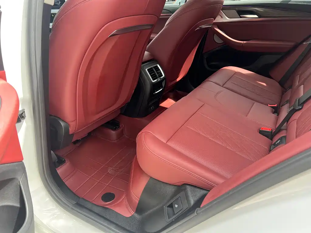 BMW X3 — миниатюра 7