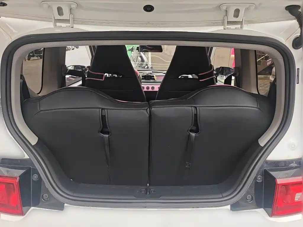 Wuling MINIEV — миниатюра 20