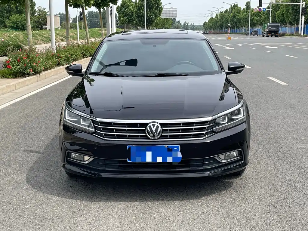 Volkswagen Passat 2017 330TSI DSG