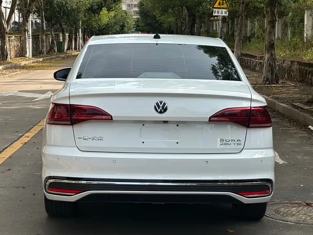 Volkswagen Bora — миниатюра 5
