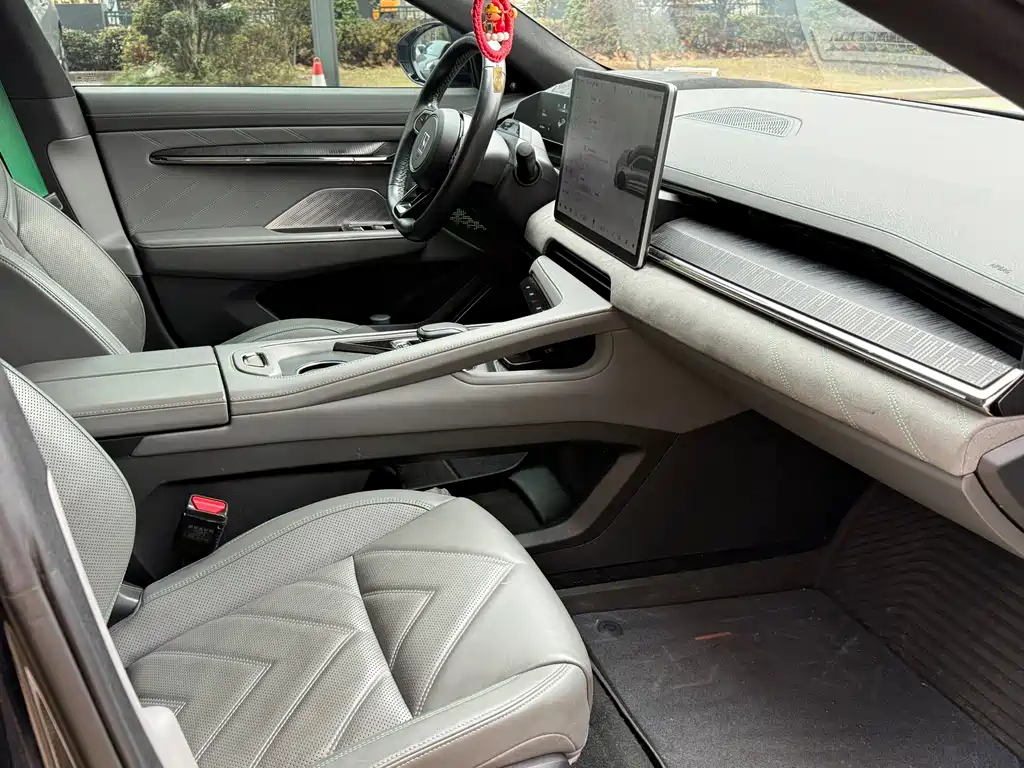 ZEEKR EXTREME KRYPTON 001