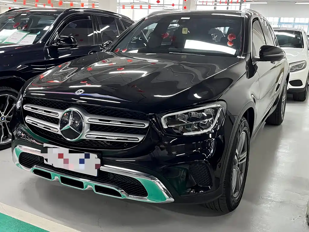 Купить Mercedes-Benz GLC