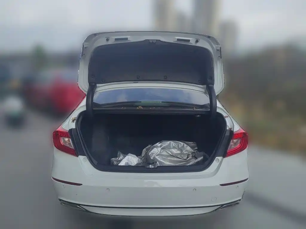 Honda Accord — миниатюра 15