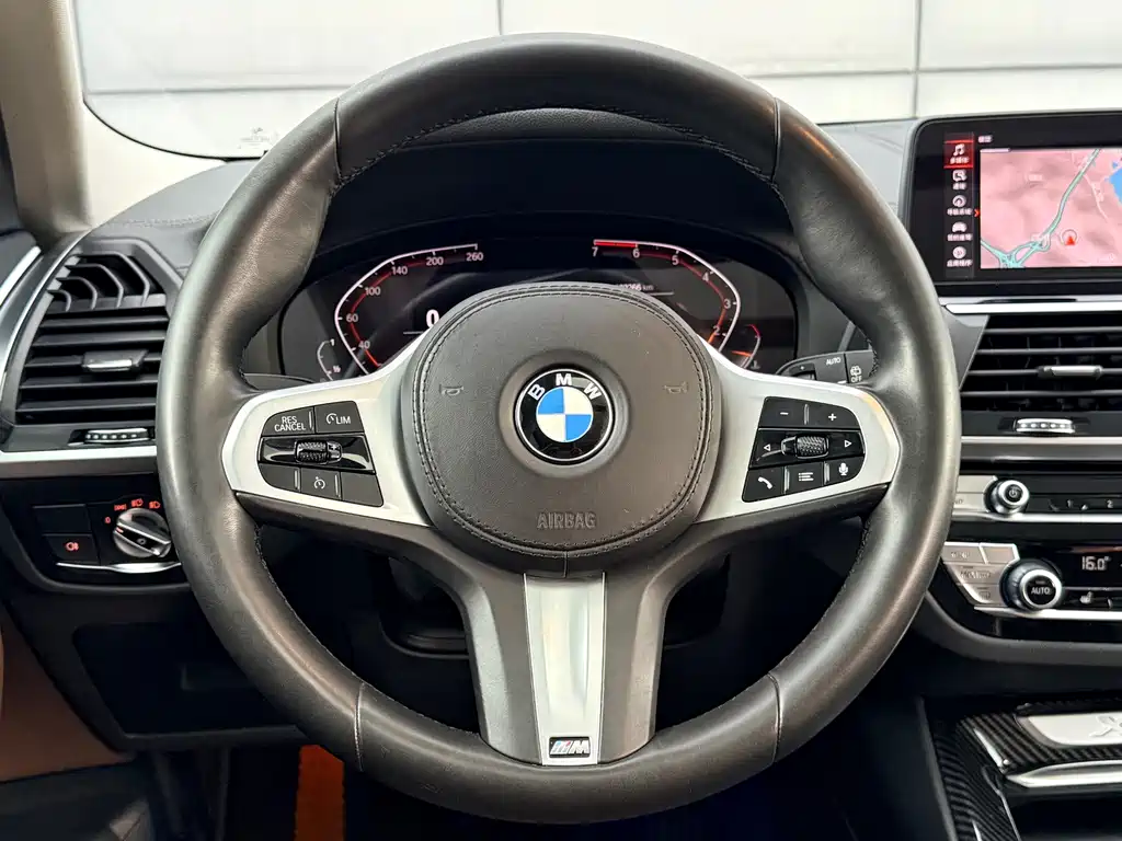 BMW X3 — миниатюра 12