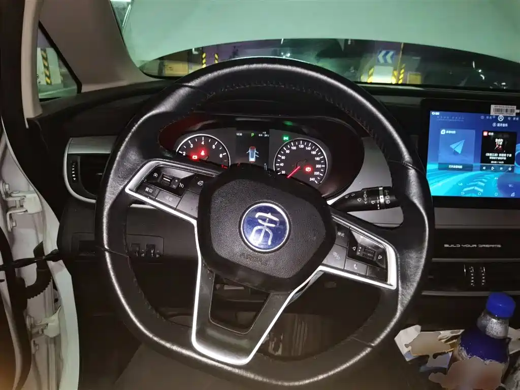 BYD Song MAX MAX 2021 1.5T AT Luxury 7 мест
