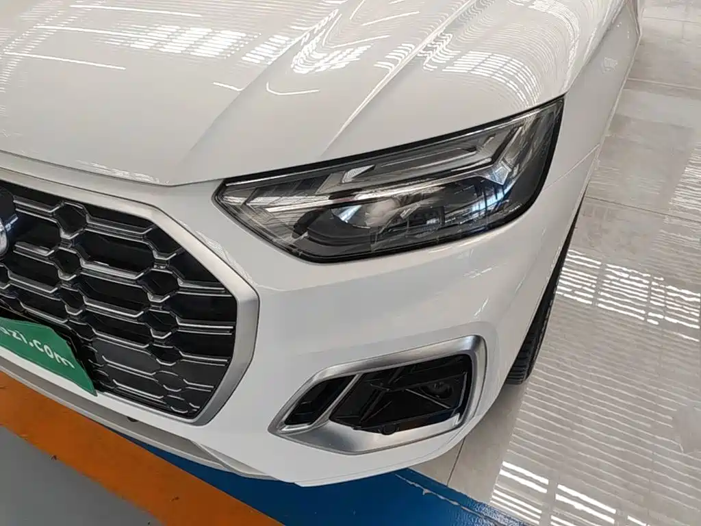 Audi Q5L — миниатюра 24