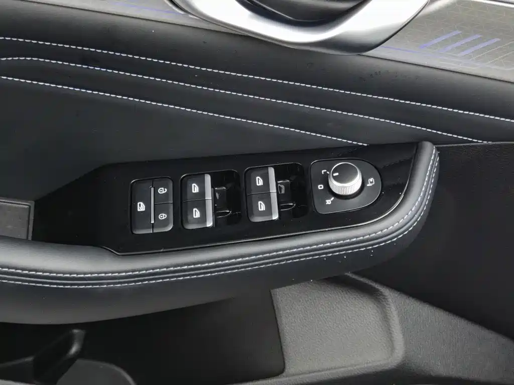 Geely Xingrui — миниатюра 9