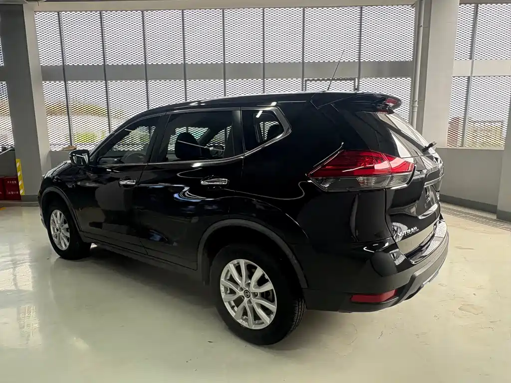 Nissan X-Trail — миниатюра 15