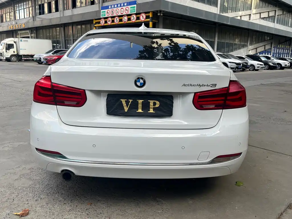 BMW 3 Series — миниатюра 5
