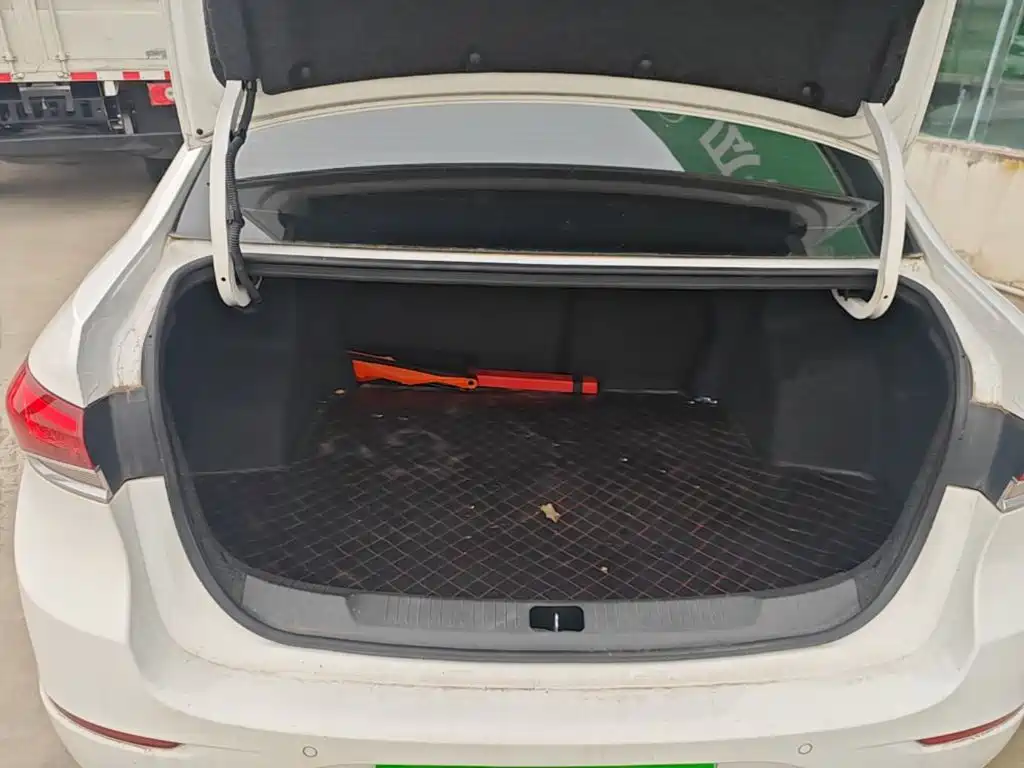 Buick Excelle — миниатюра 19