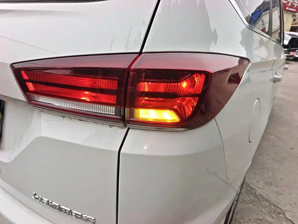 Baojun 360 — миниатюра 8