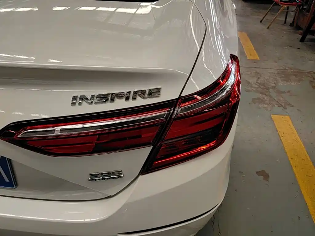 Honda Inspire — миниатюра 8