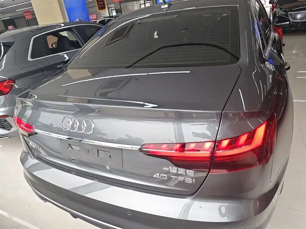 Audi A4L 2020 40 TFSI Fashion
