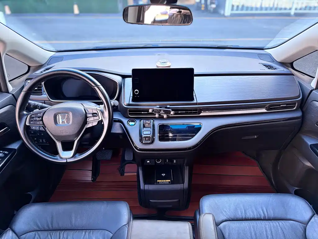 Honda Elysion — миниатюра 5