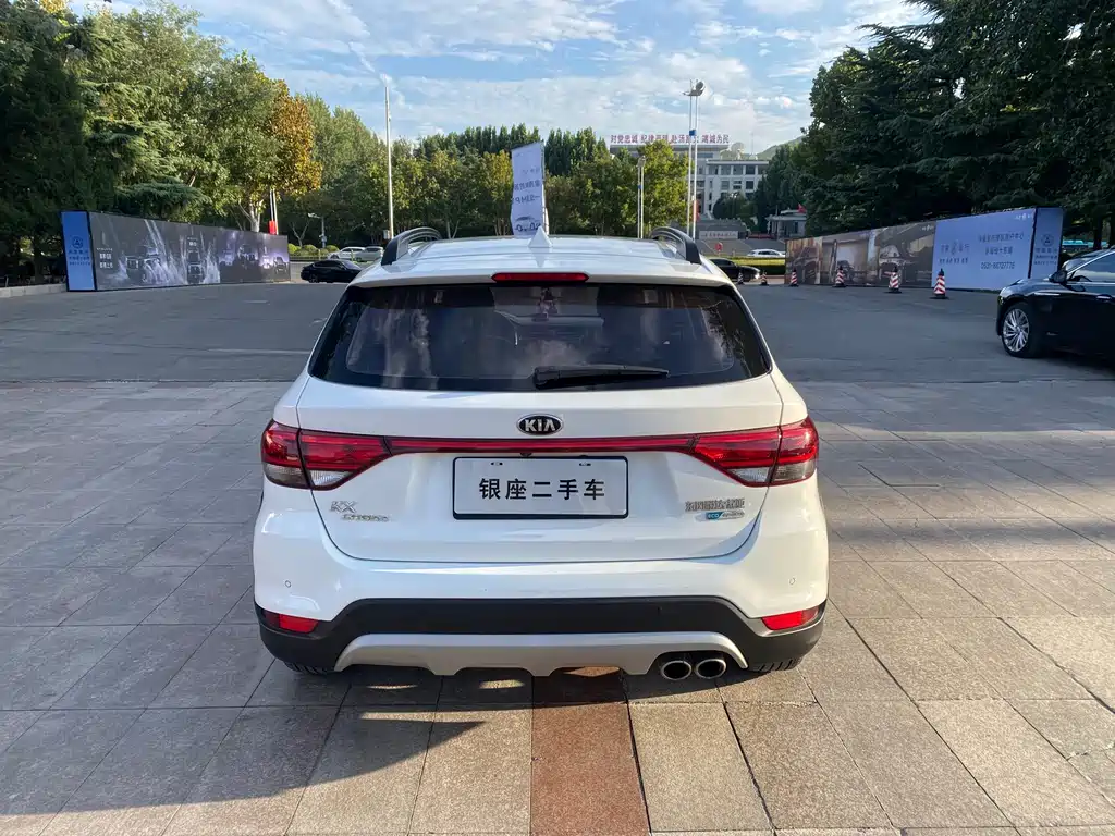 Kia KX Cross — миниатюра 5