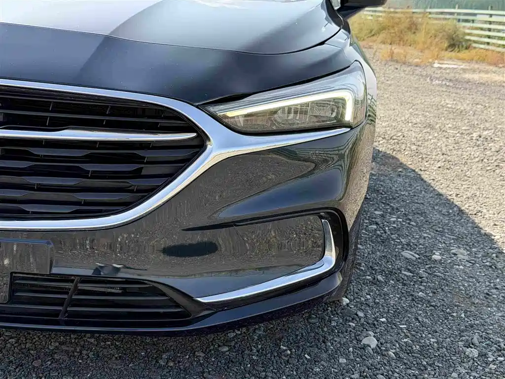 Buick LaCrosse — миниатюра 13
