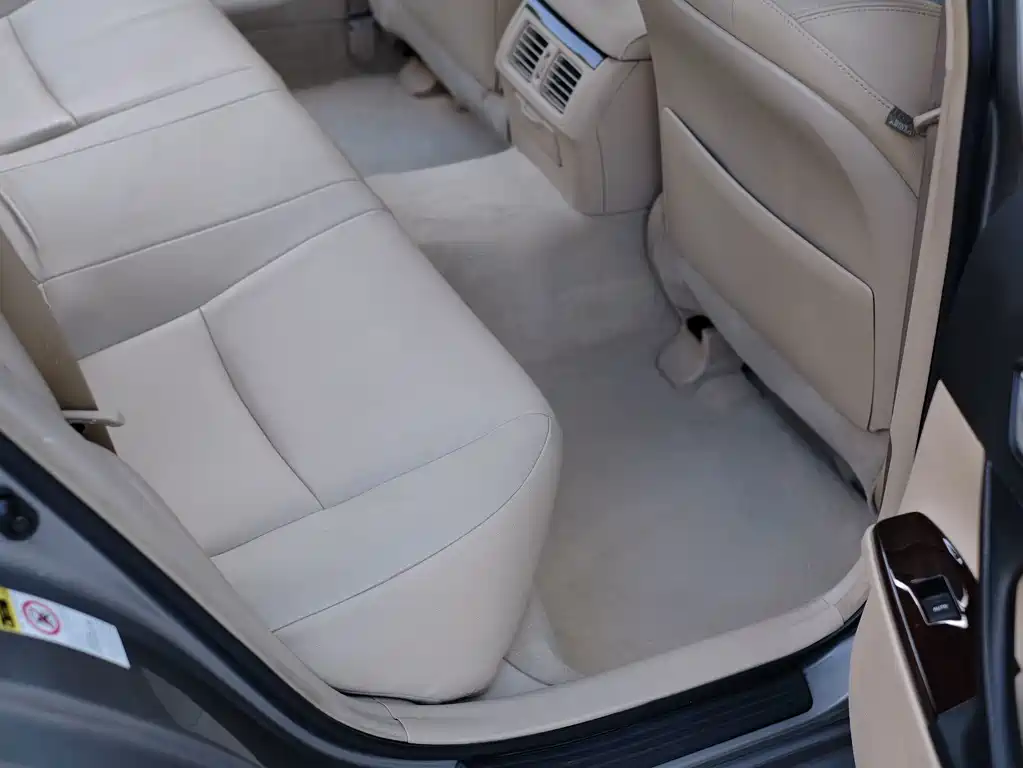 Toyota Reiz — миниатюра 32
