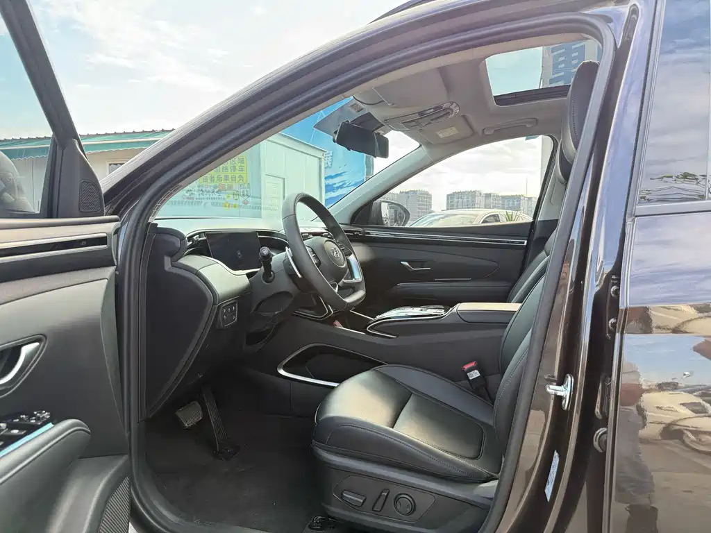 Hyundai Tucson — миниатюра 6