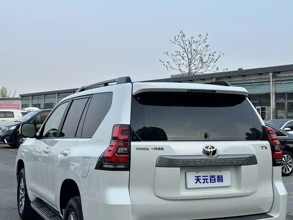 Toyota Land Cruiser Prado 2018 3.5L AT TX