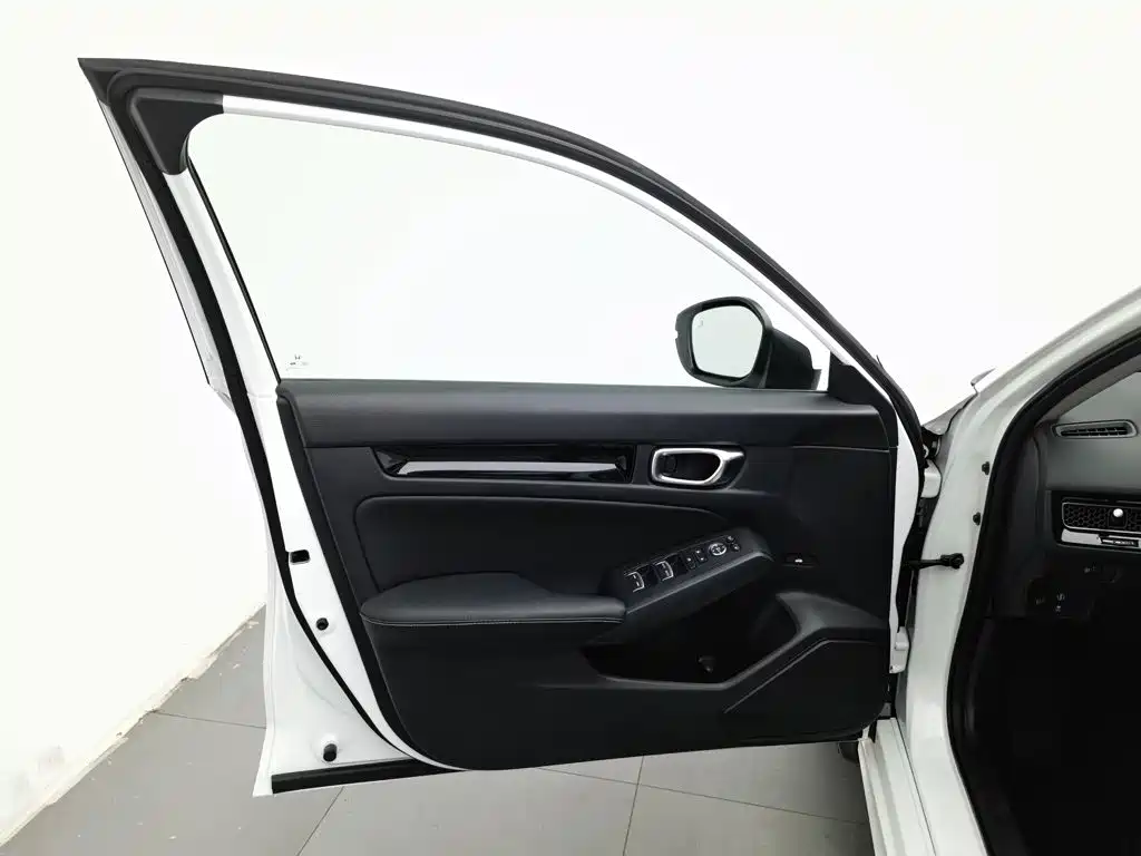 Honda Civic — миниатюра 8