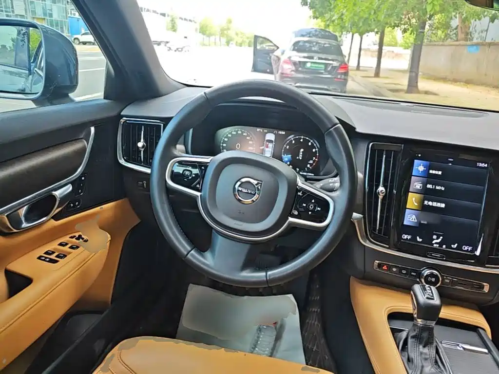Volvo V90 — миниатюра 11