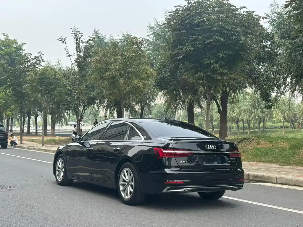 Audi A6L — миниатюра 7