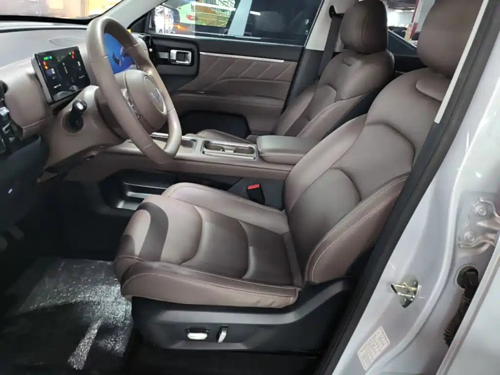 Wuling Xingguang 730 New Energy — миниатюра 15