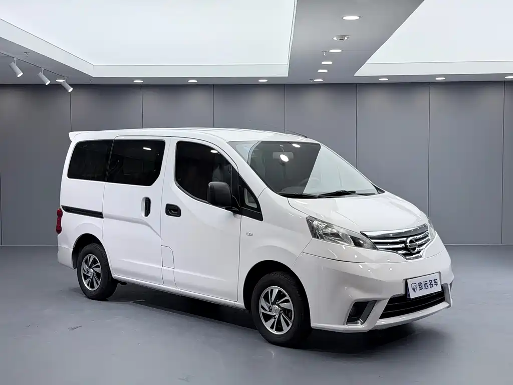 Nissan NV200 — миниатюра 3