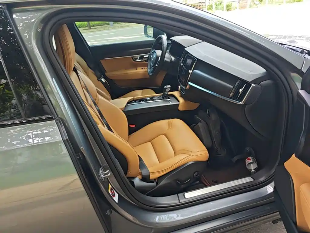 Volvo V90 — миниатюра 25