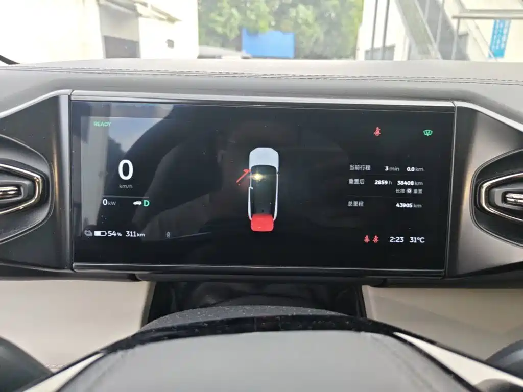 NIO ES8 — миниатюра 12