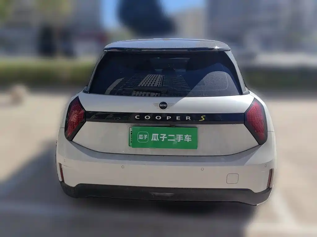 MINI MINI COOPER EV — миниатюра 3