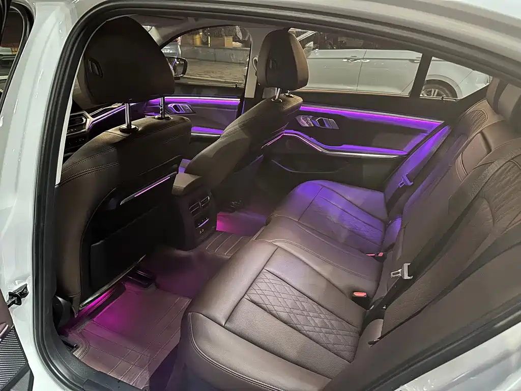 BMW 3 Series — миниатюра 8